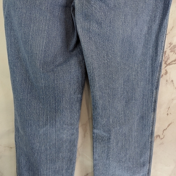 Duluth Trading Jeans Mens 34 X 30 Flex Ballroom Light Wash Denim Blue - Picture 7 of 11